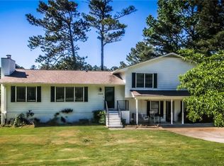 4238 Rocky Ledge Way, Snellville, GA 30039