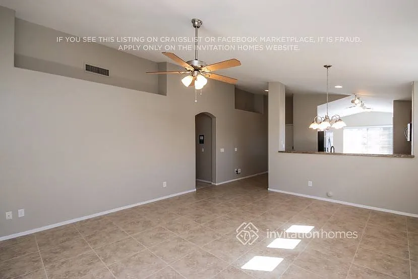 364 S Bermuda Dr Gilbert, AZ 85296 — Photo 3