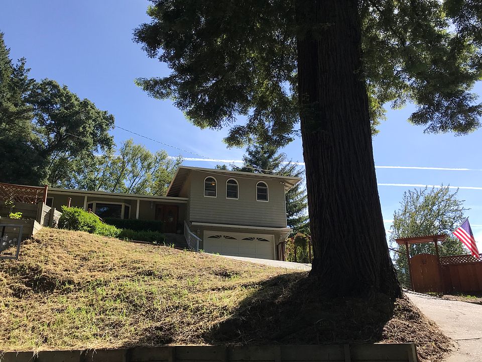 1st image of 23465 Belaire Ct