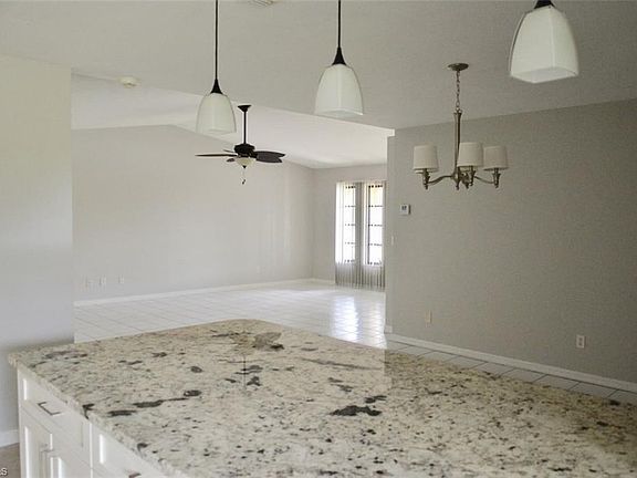 3rd image of 4123 SW 17th Pl