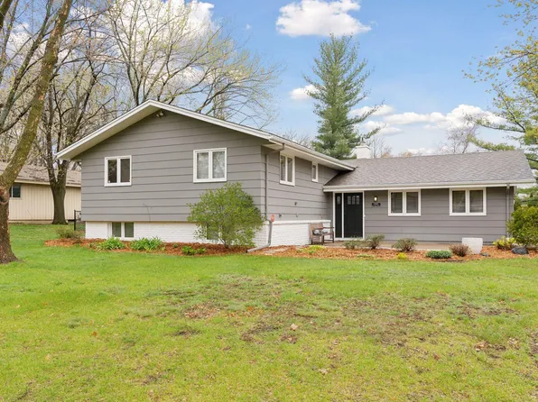 17105 14th Ave N, Plymouth, MN 55447