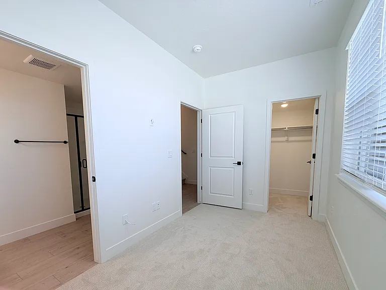 4050 Ascend Grv — Photo 12