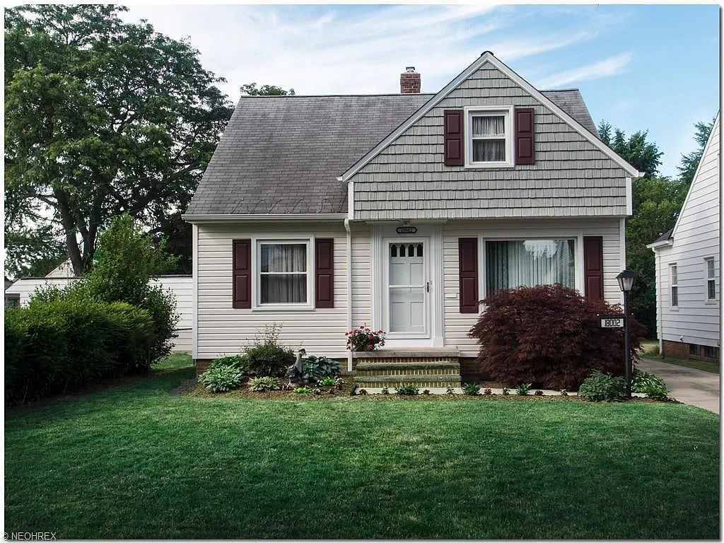 18002 Mapleboro Ave photo 1