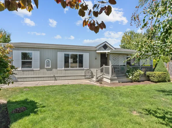 830 N Main St Unit 1, Mount Angel, OR 97362