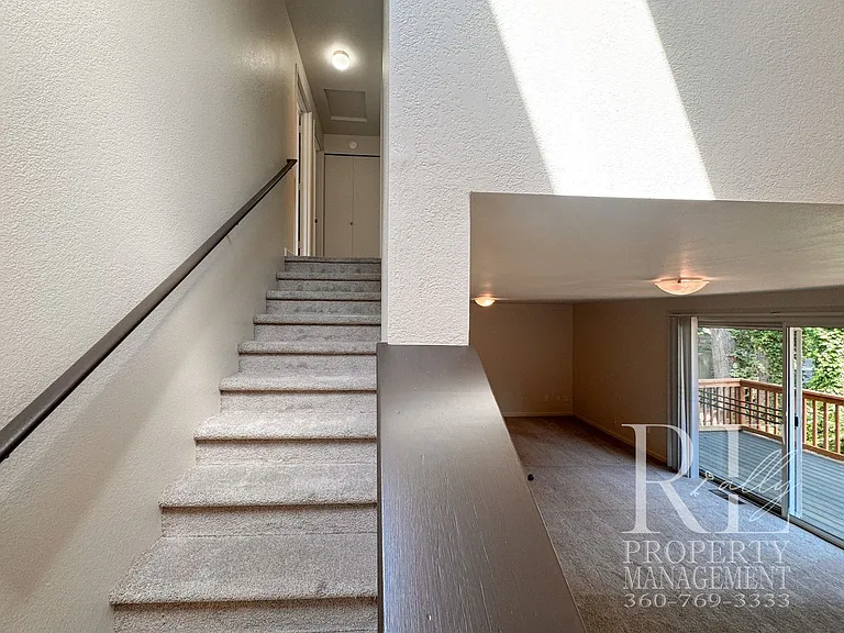 4618 NW Bernard St — Photo 28