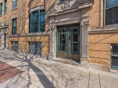 430 W Dickens Ave #2, Chicago, IL, 60614