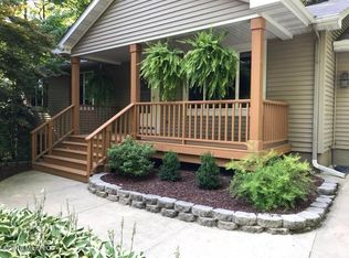 6145 Lodge Rd, Sawyer, MI 49125