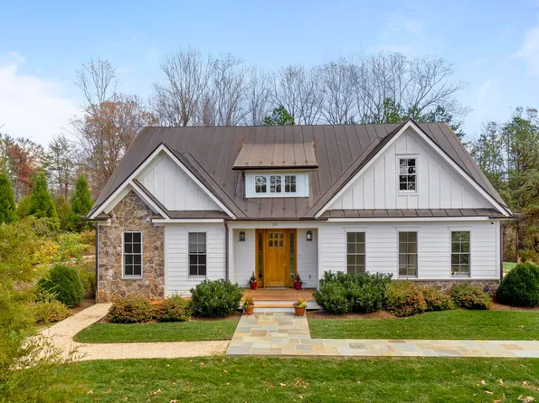 101 Miller School Rd, Crozet, VA 22932