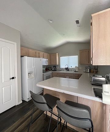 3rd image of 444 Sunland Dr APT 60