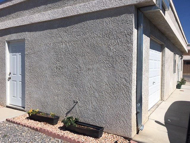2nd image of 1801 Haiwee St
