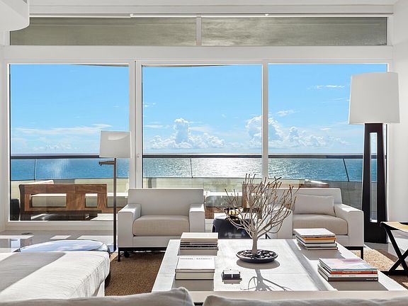 5th image of 3315 Collins Ave APT 14B