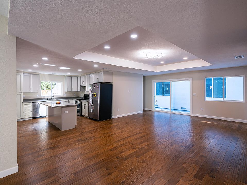 1st image of 2064 Randolph Dr