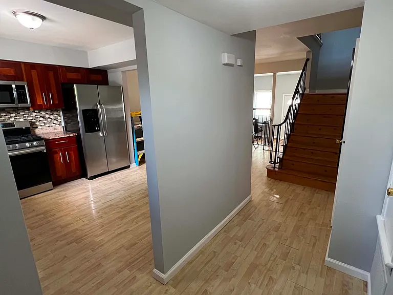 24 Redbud Rd — Photo 3