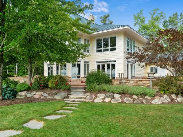 7773 McDonald Rd, Cheboygan, MI 49721