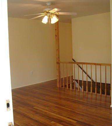 5th image of 9518 Lomond Dr