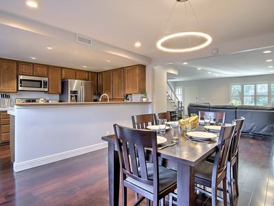 2064 Stonewood Ct, San Pedro, CA, 90732