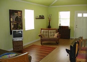2nd image of 616 12th Ave