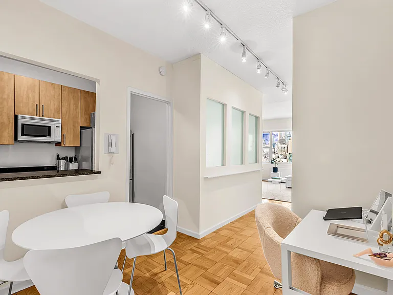 60 E 8th St #17H — Photo 5
