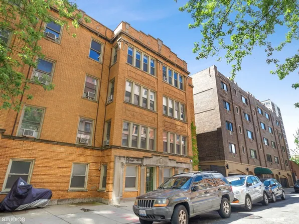 451 W Saint James Pl #3, Chicago, IL 60614