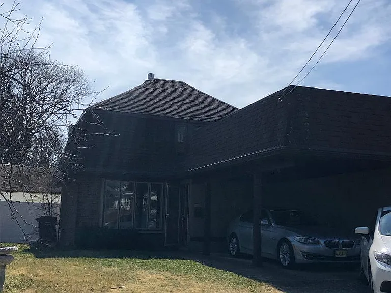 322 Wells Ave — Photo 1