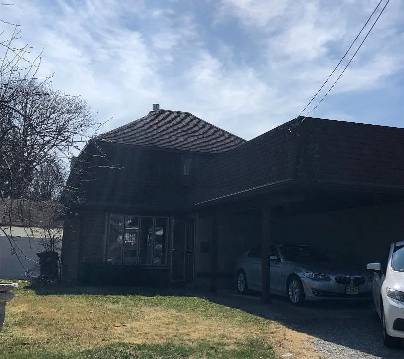 322 Wells Ave