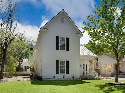 117 W Evergreen St, Boerne, TX, 78006