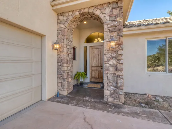 2434 S 2160th St E, Saint George, UT 84790