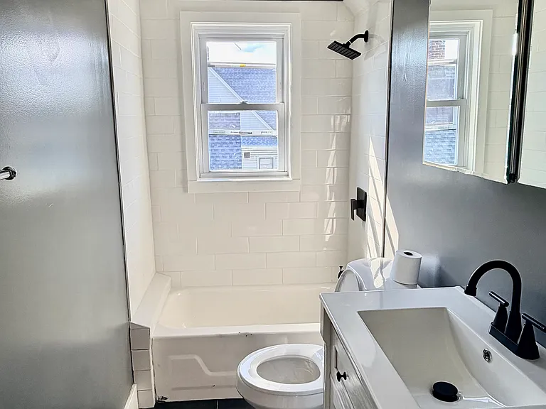 62-64 Porter St #3 — Photo 6