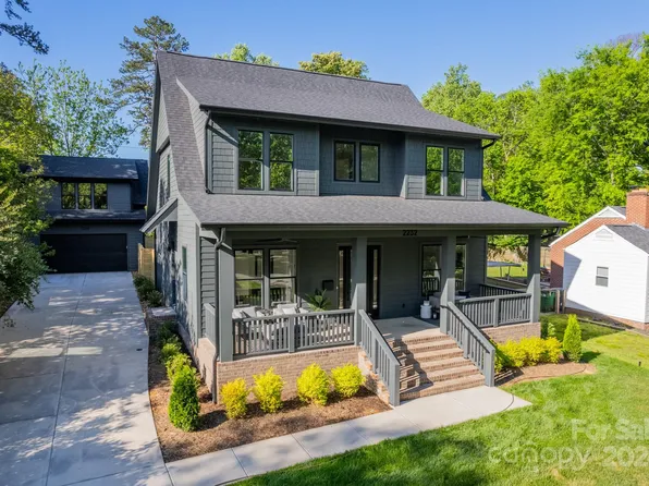 2232 Arnold Dr, Charlotte, NC 28205