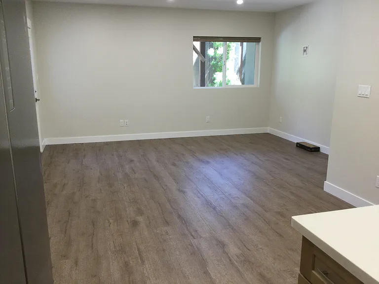 4572A Sargent Ave — Photo 13