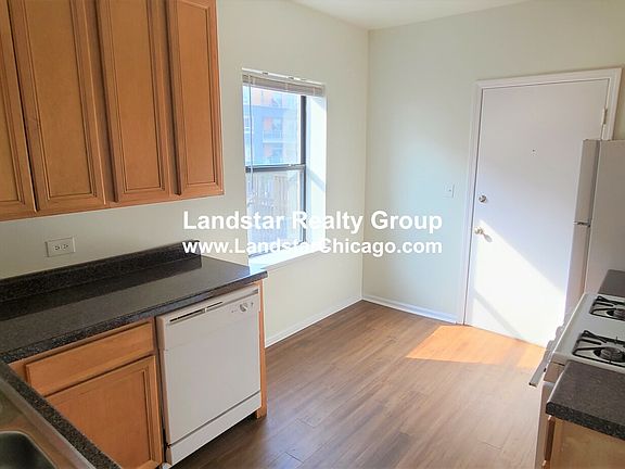 2nd image of 3162 W Eastwood Ave #2