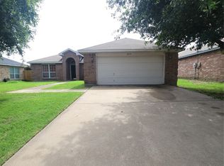 6812 Wilhelmina Dr, Dallas, TX 75237