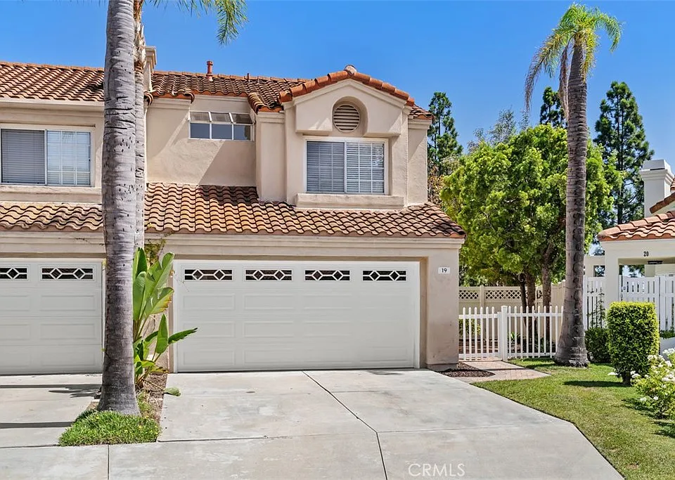19 Stream St