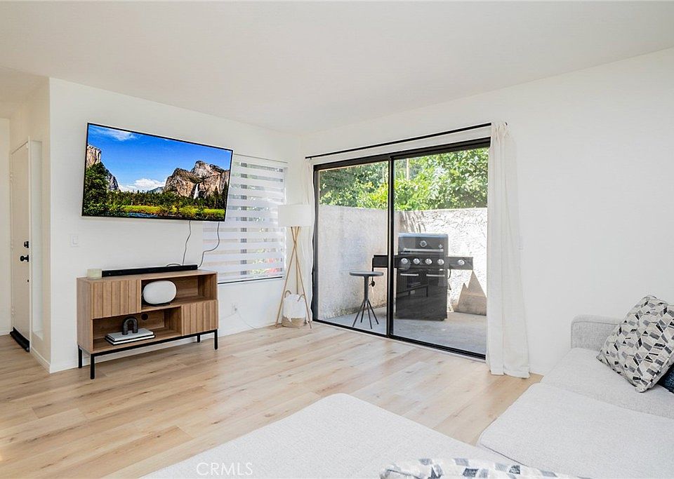 1st image of 8025 70th St