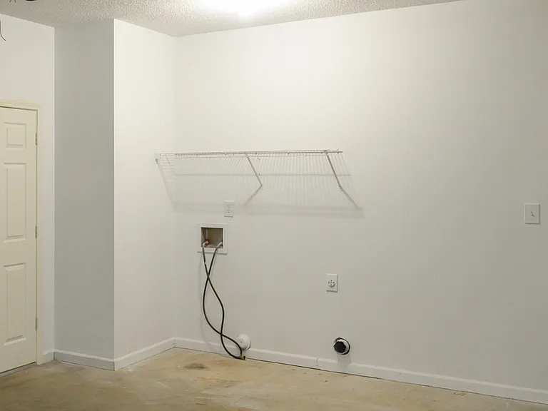 4570 Haley St — Photo 18