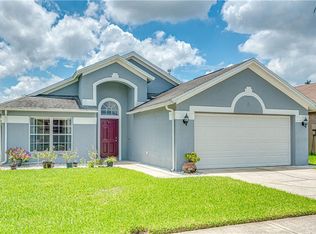 29528 Crossland Dr, Zephyrhills, FL 33543