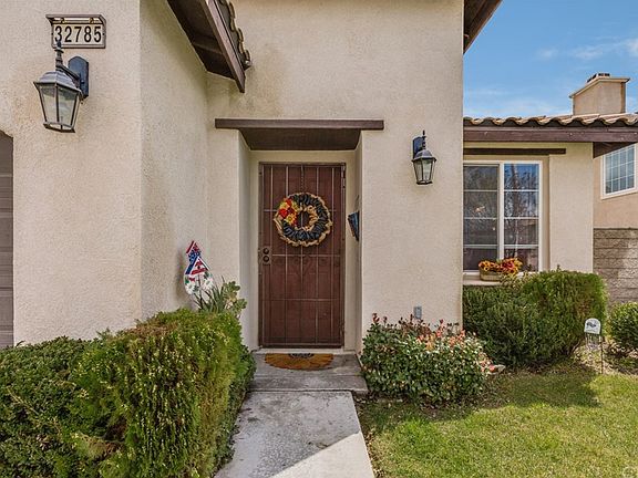 4th image of 32785 Westport Way
