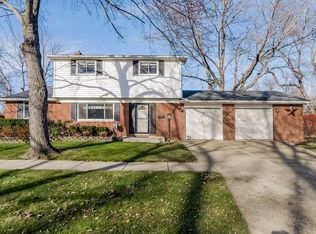 35210 Winslow St, Wayne, MI 48184