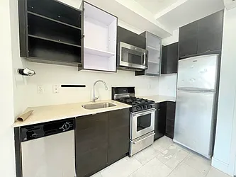 Rented by Bruma Realty LLC