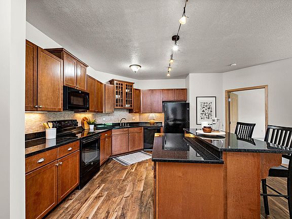 5th image of 4132 Vernon Ave S #A203