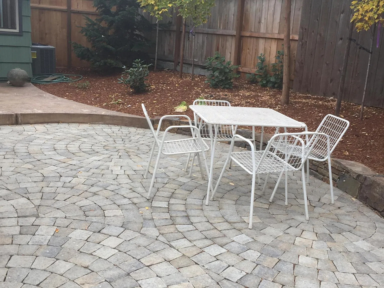 2 bed, 1500 sqft, $2,200 — Photo 3
