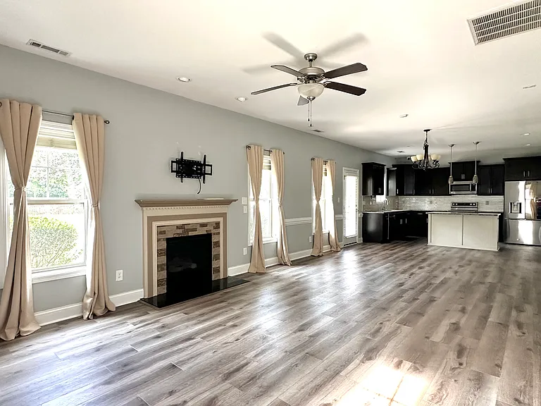837 Saint Johns Loop — Photo 11