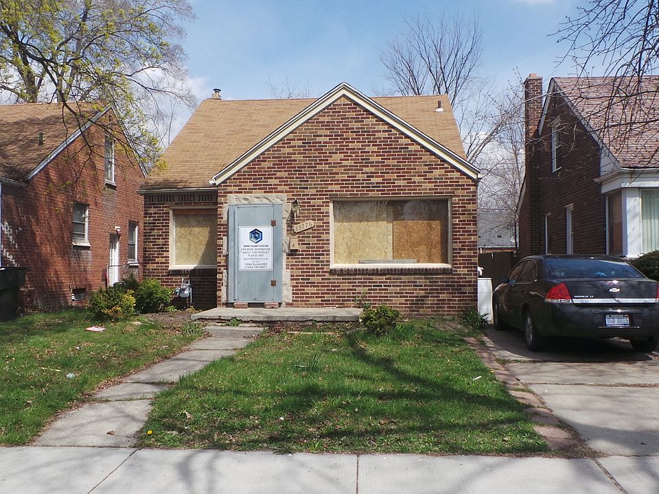 1st image of 2419 Palisades Pl