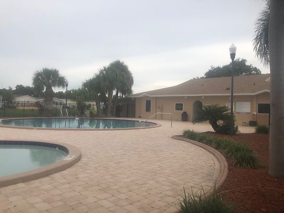 2nd image of 1262 Four Seasons Blvd #145