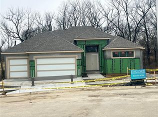 7005 N Beaman Ave, Kansas City, MO 64151