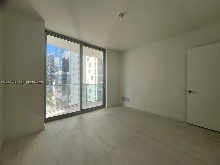 77 SE 5th St #2314 — Photo 6