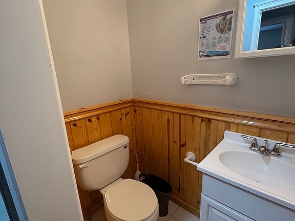 3rd image of 77 West St #2