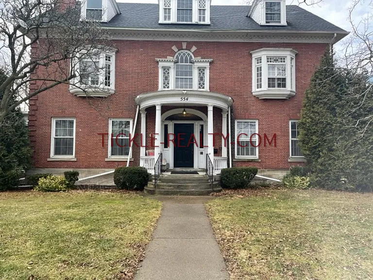 554 S Main Street - Geneva — Photo 6