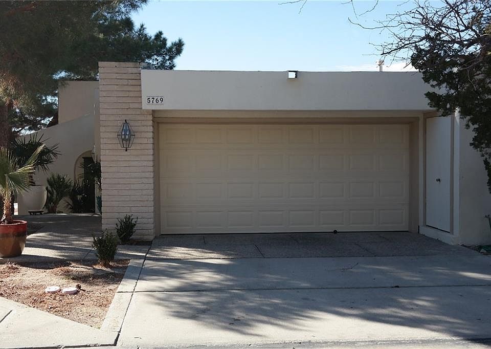 1st image of 5769 Mira Grande Dr