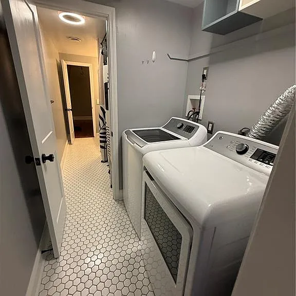 210 Walker St SW #8 — Photo 8